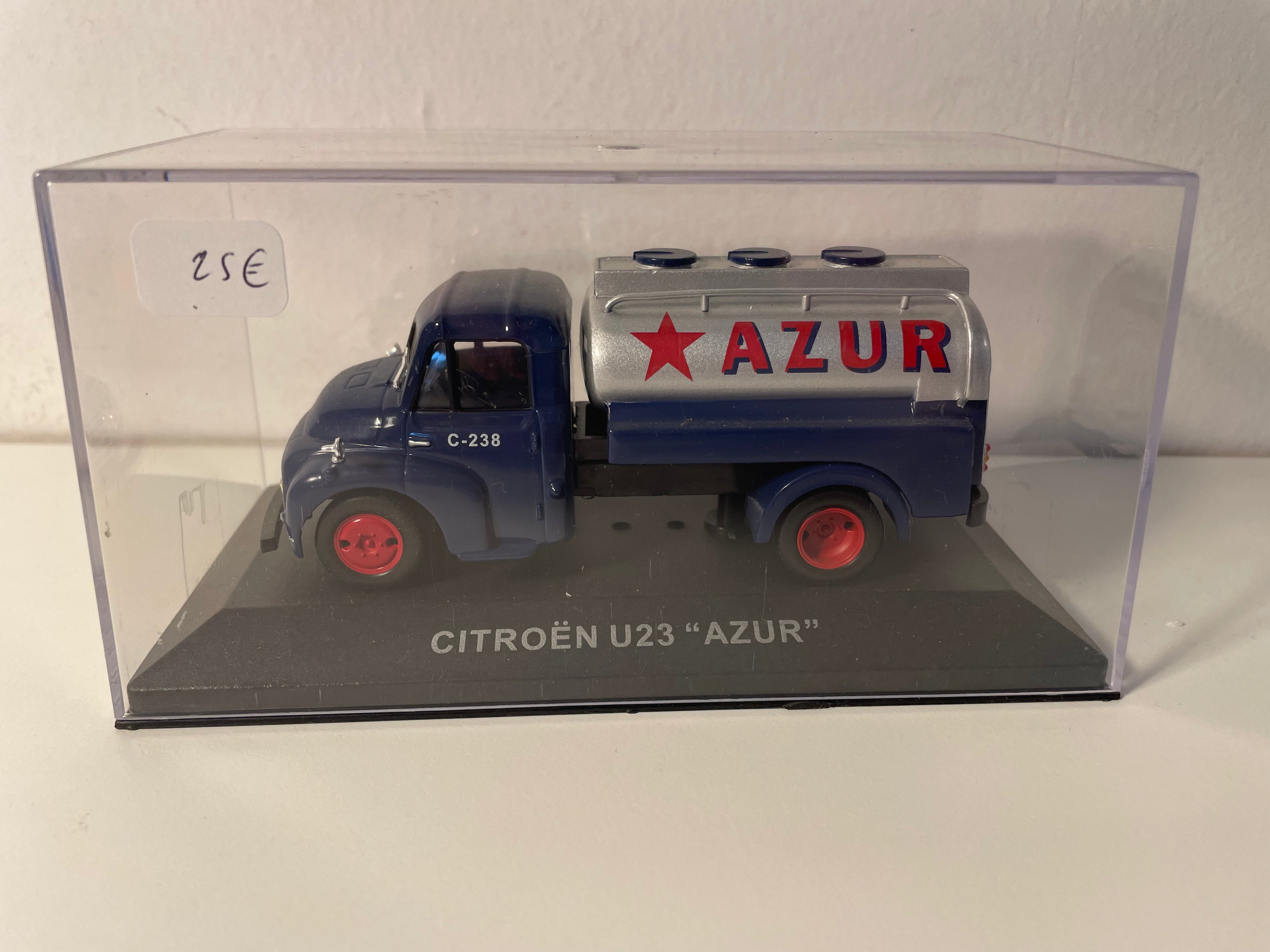 Citroën U23 gris et bleu - produits pétroliers AZUR