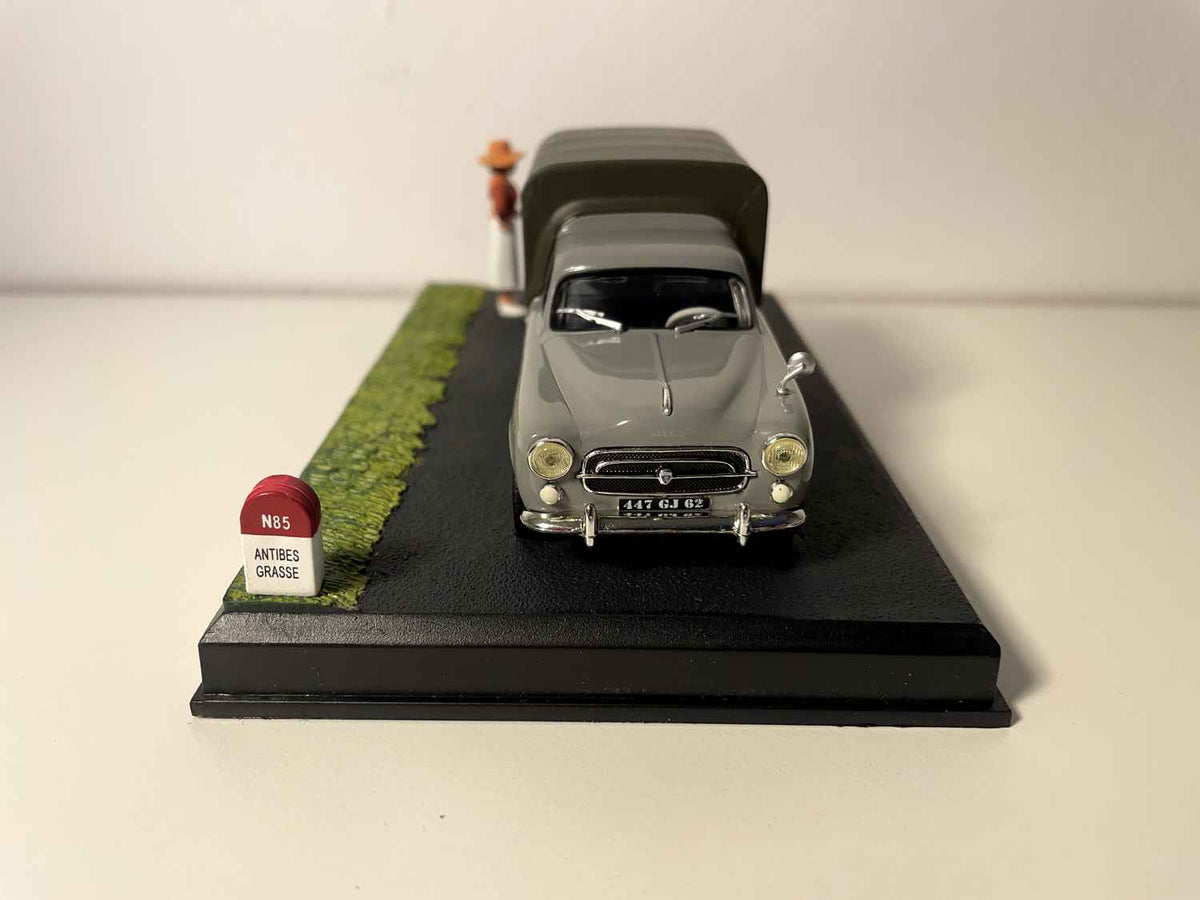 Peugeot 403 grey tarpaulin pick-up - La Nationale 7 - the blue road