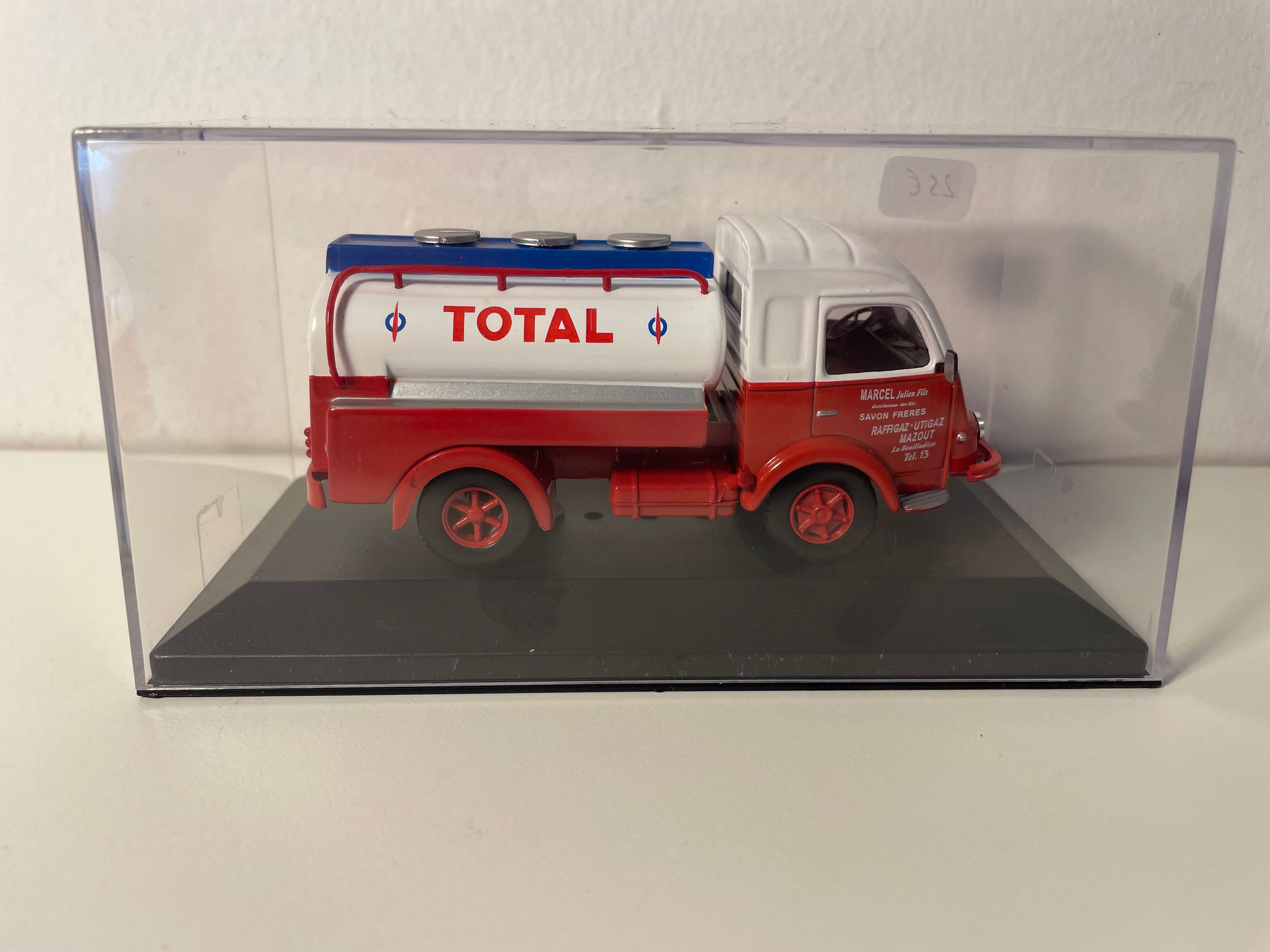 Renault Galion TOTAL
