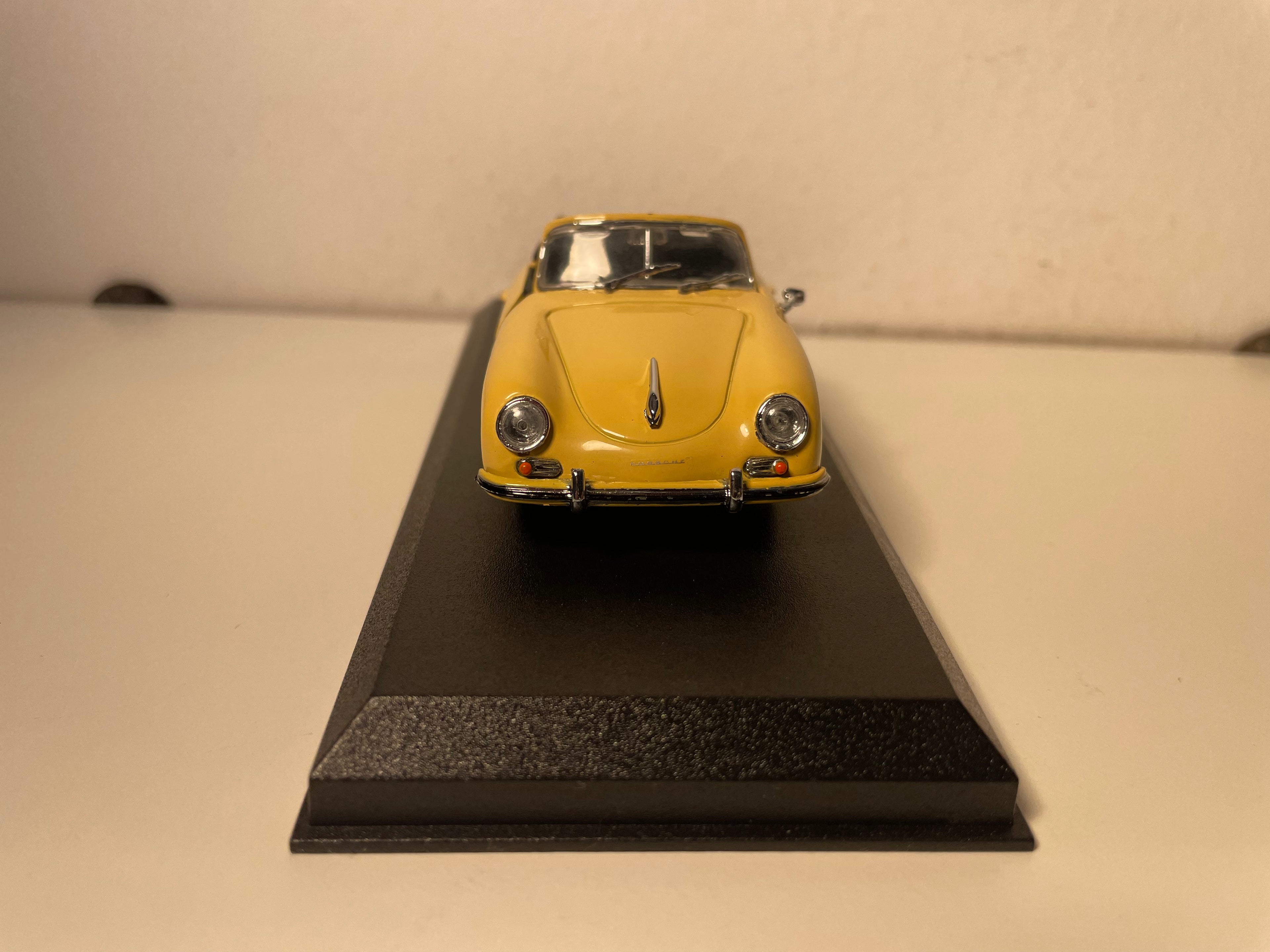 Porsche 356 A Cabriolet marron clair - collection DetailCars référence 225