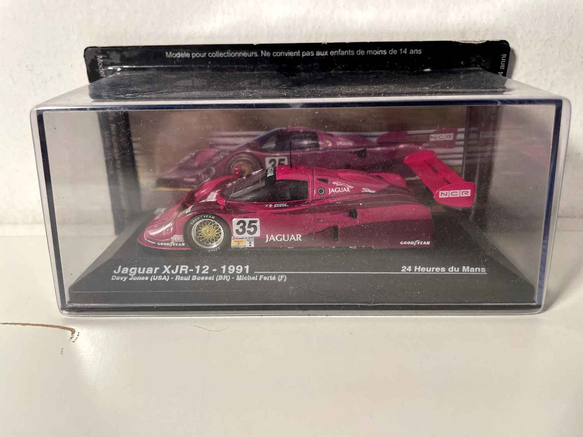 Jaguar XJR-12 rose foncée numéro 35 - 24 heures du Mans de 1991