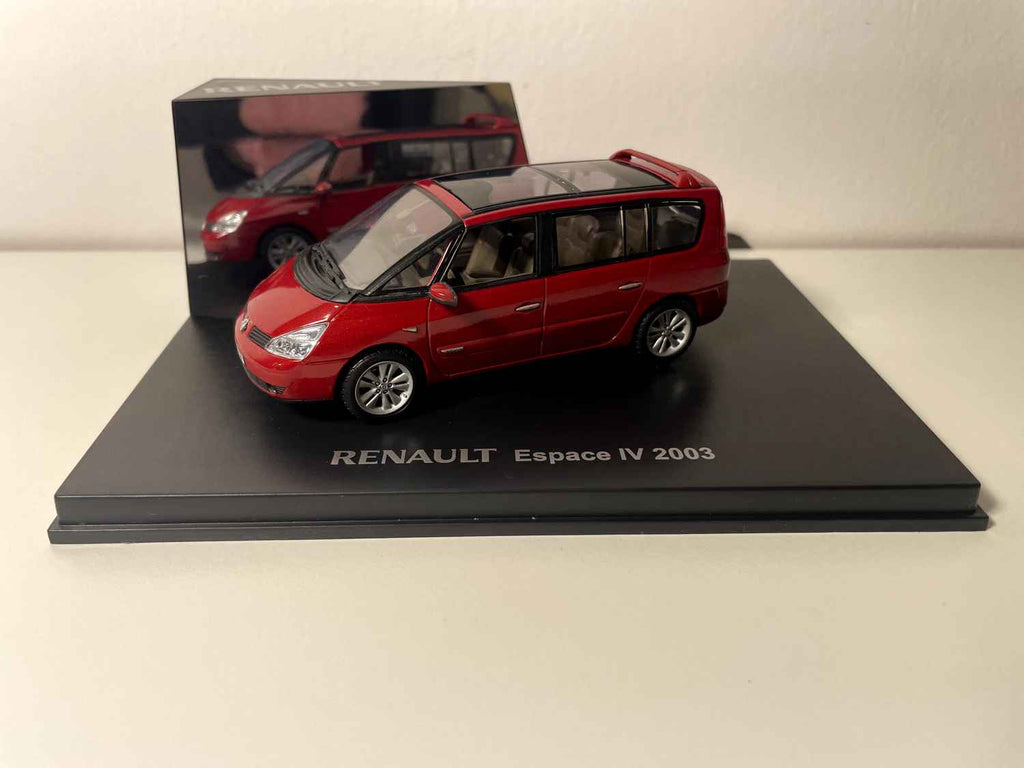 Renault Espace 4 rout - 2003 - Universal Hobbies