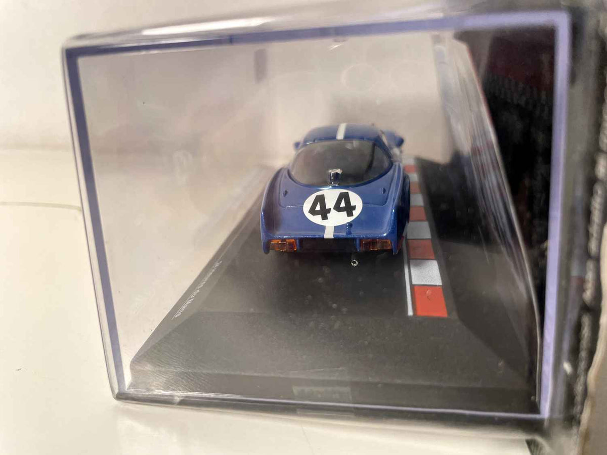 Renault Alpine A210 bleue numéro 44 - 24 heures du Mans de 1966