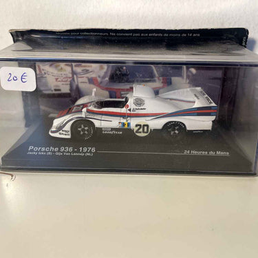 Wäiss-rout Porsche 936 Nummer 20 (24 Stonne vu Le Mans 1976)