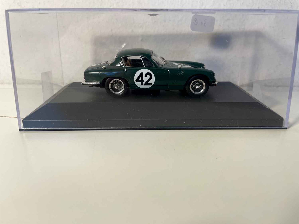 Lotus Elite zielony numer 42 - 24 godziny Le Mans 1959 - IXO