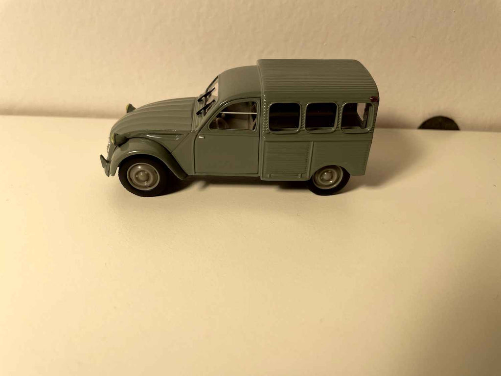 Citroën 2 CV AZU Graue Glasvan - Norev