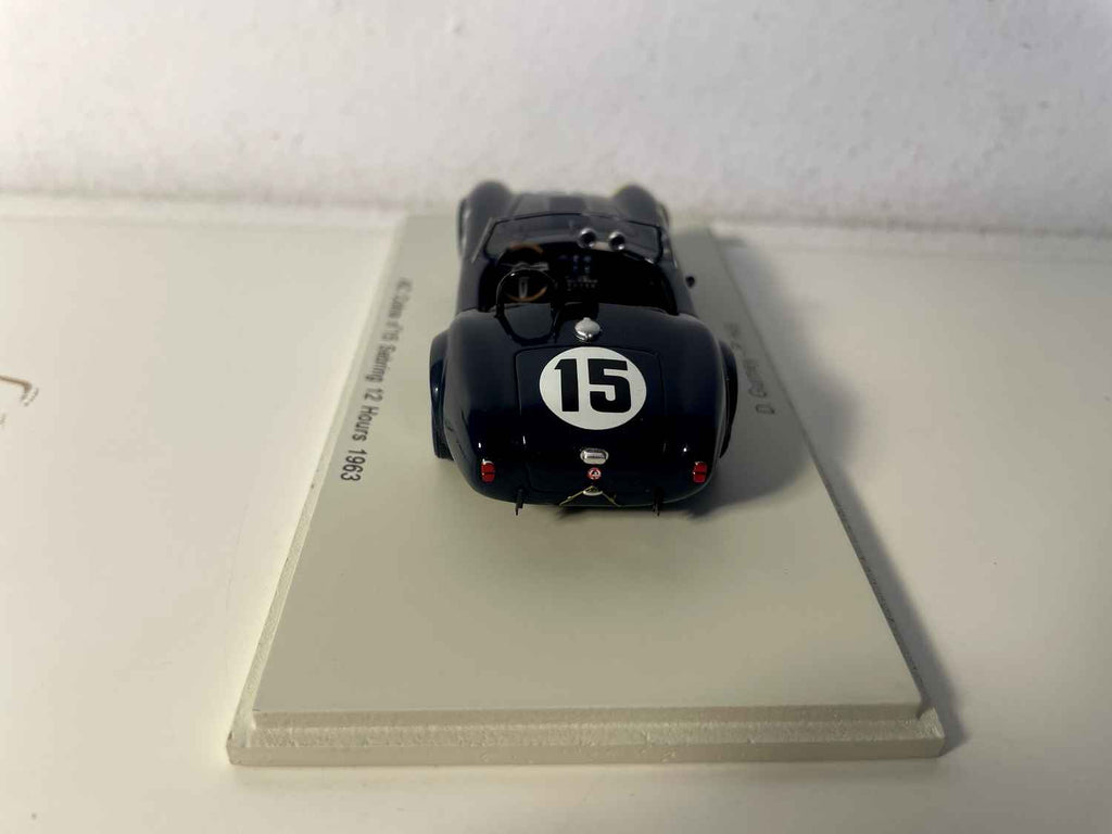 Donkerblauwe AC Cobra nummer 15 - 12 uur van Sebring in Florida (VS) - SPARK
