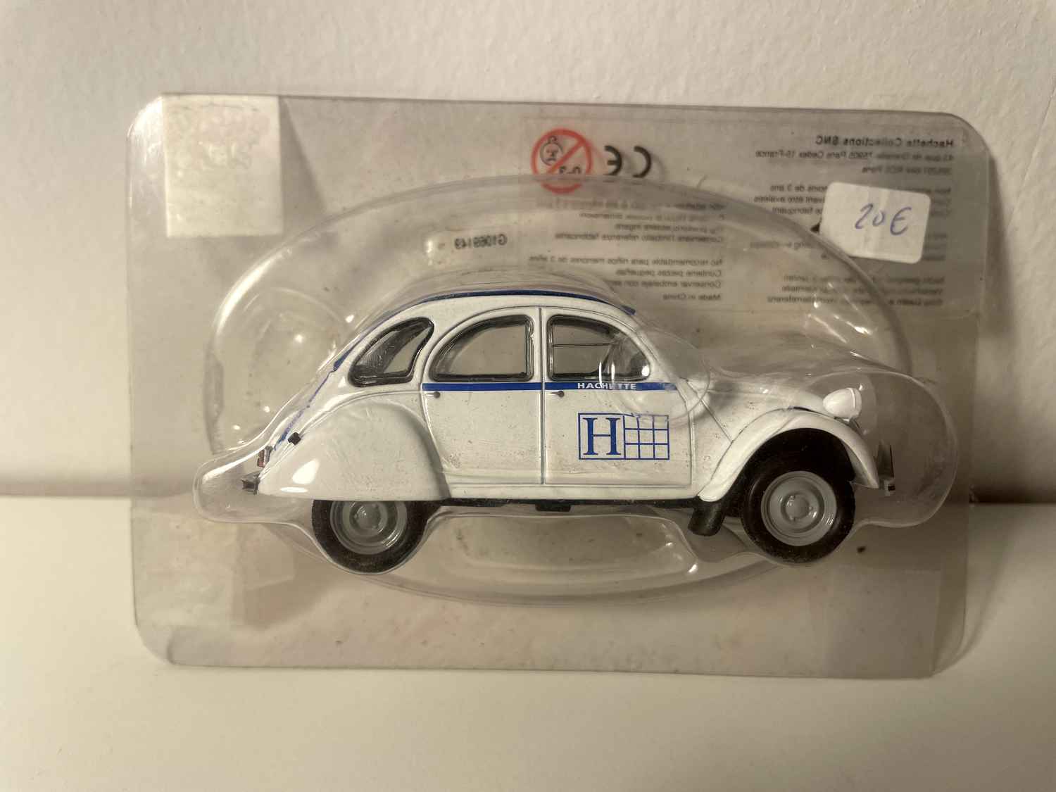 Citroën 2 CV biała i niebieska HACHETTE - Eligor