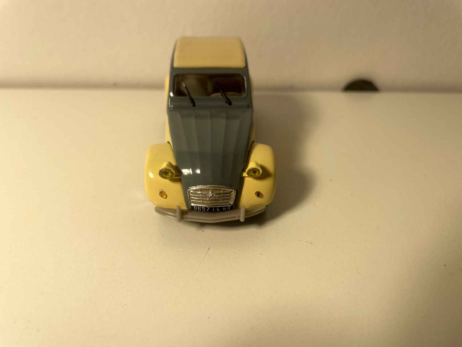 Citroën 2 CV 6 Dolly beżowa i szara - Norev