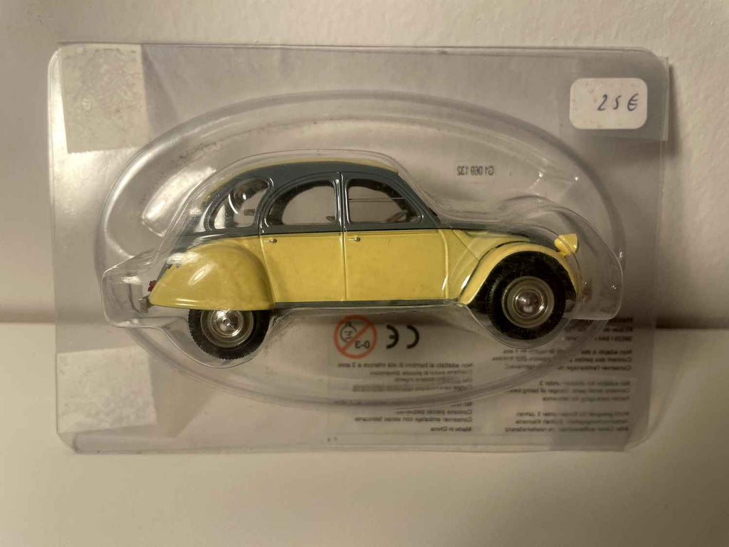 Citroën 2 CV 6 Dolly beige y gris - Norev