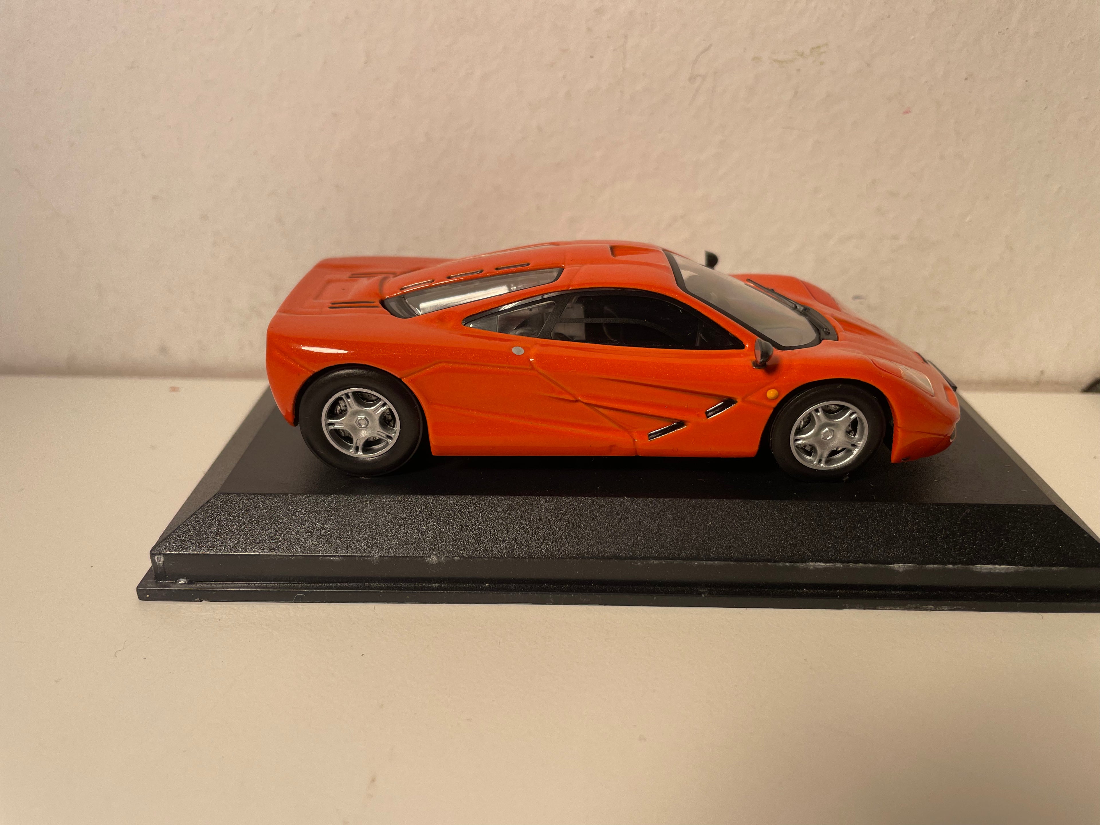 McLaren F1 GTR orange