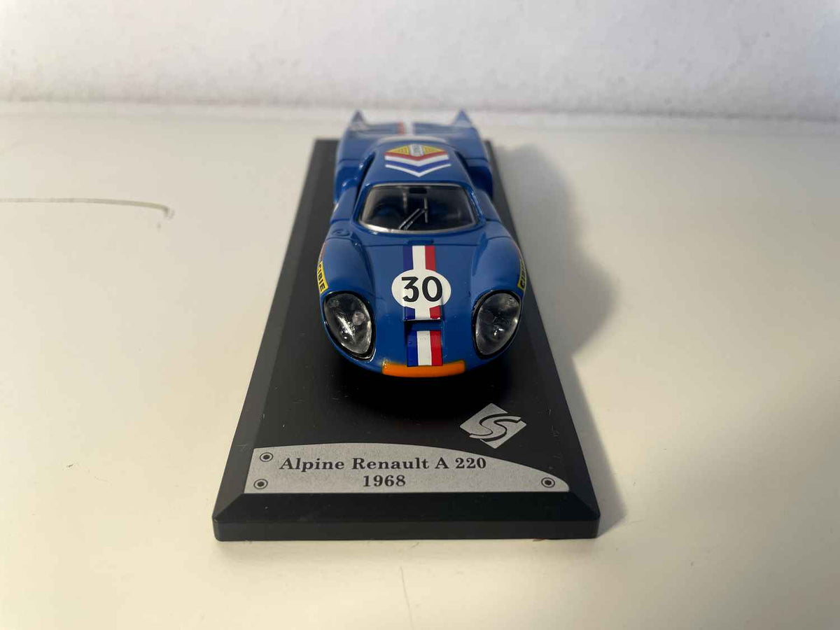 Renault Alpine A220 blo Nummer 30 vun 1968 (Solido collection Racing)