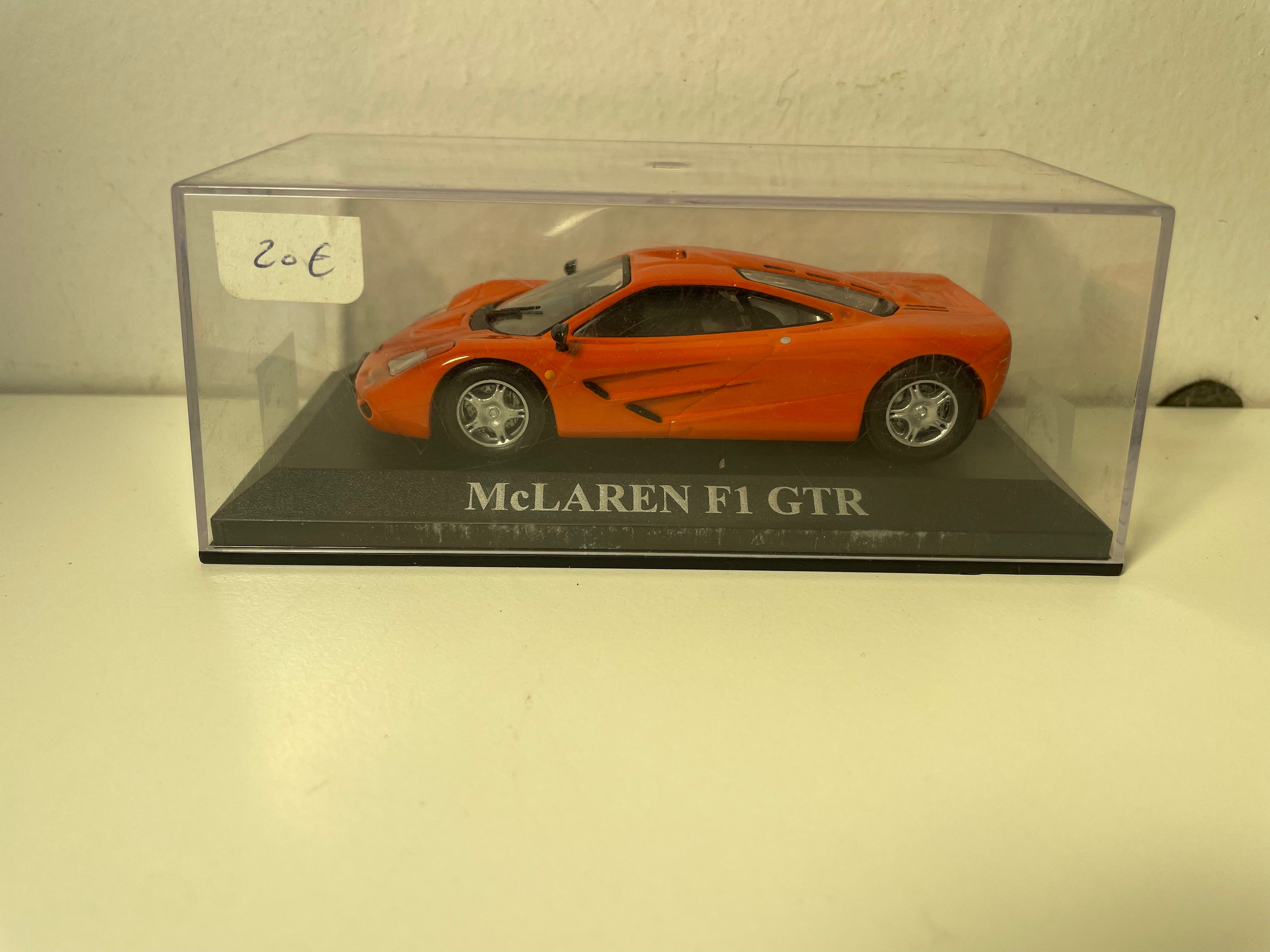 McLaren F1 GTR orange