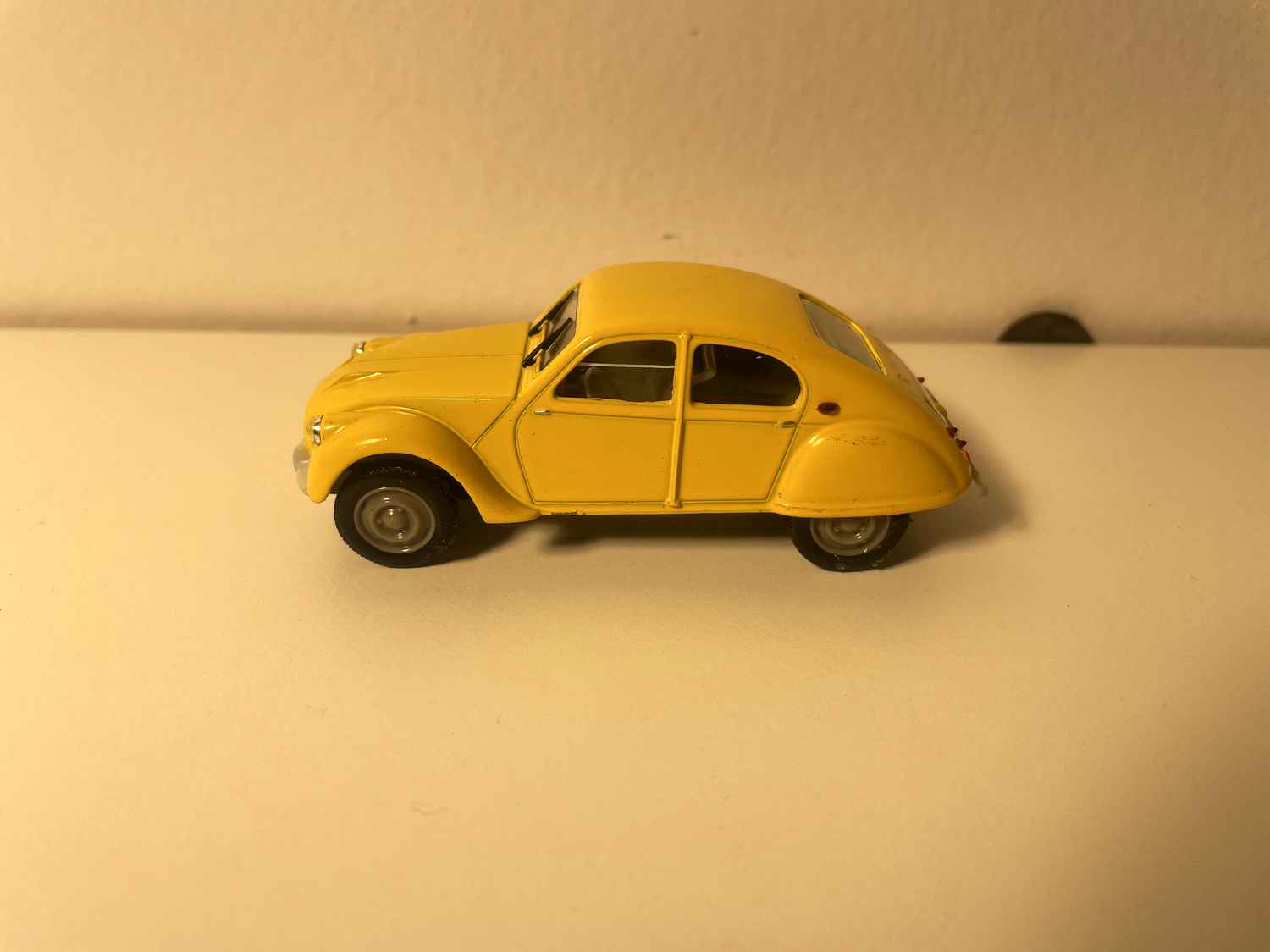 Citroën 2 CV DAGONET yellow - Norev