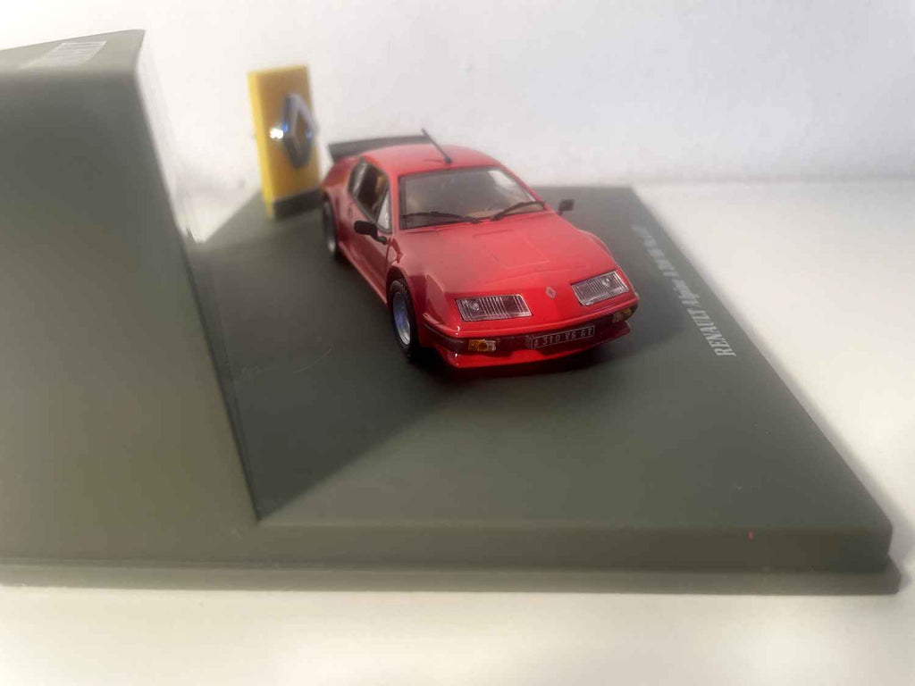 Renault Alpine A310 V6 Pack GT rouge coffret boite rectangle - Universal Hobbies