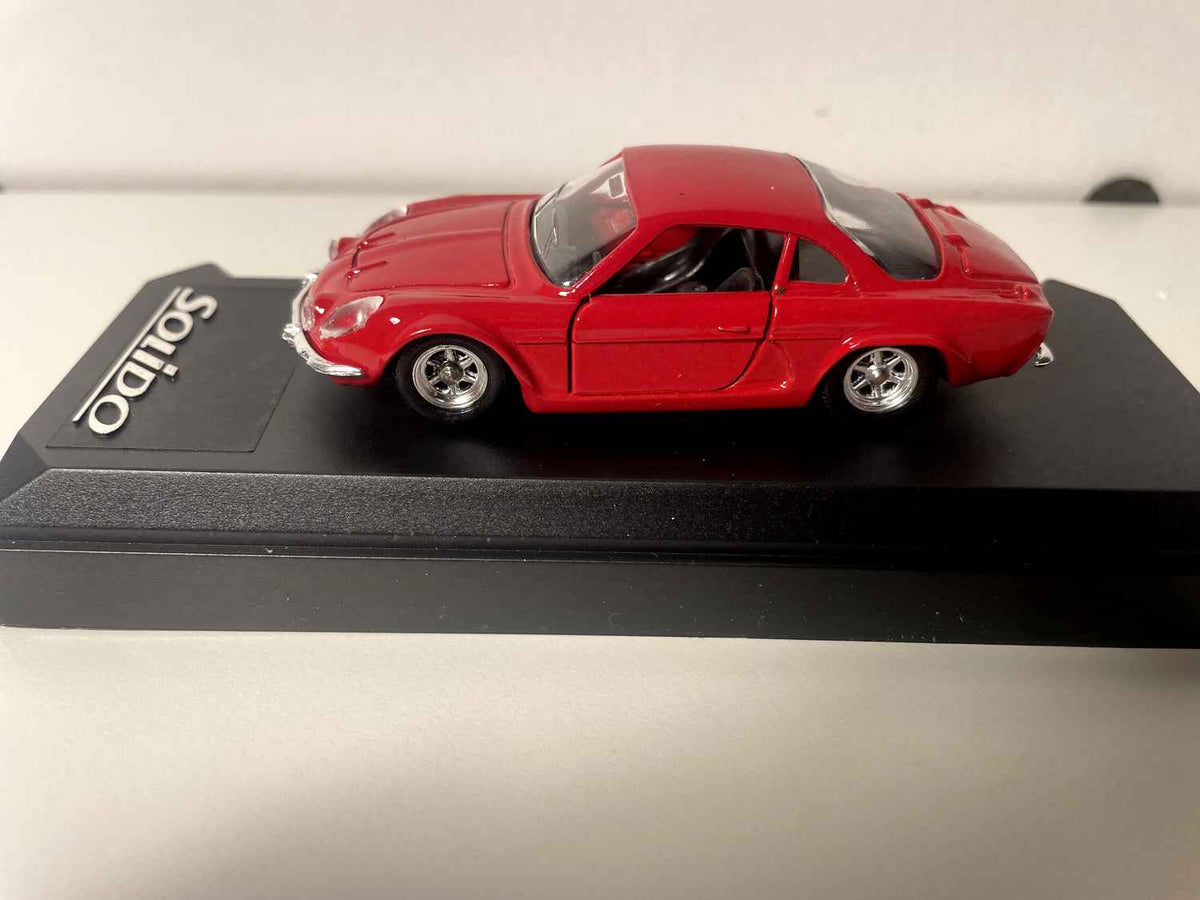 Renault Alpine A110 rojo de 1970 (referencia Solido 1803) con caja de cartón