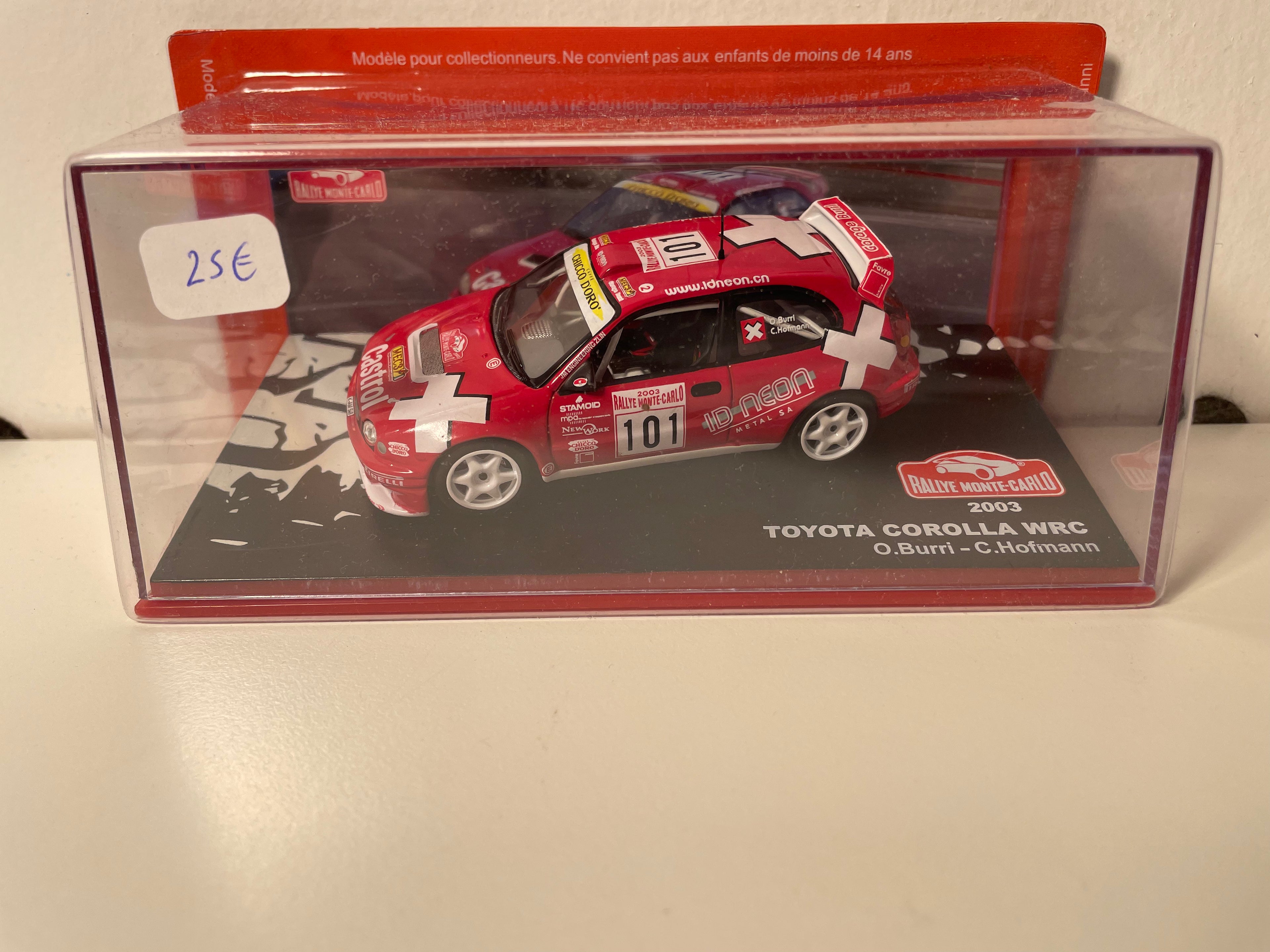 Toyota Corolla WRC rojo número 101 - rallye de Monte-Carlo de 2003
