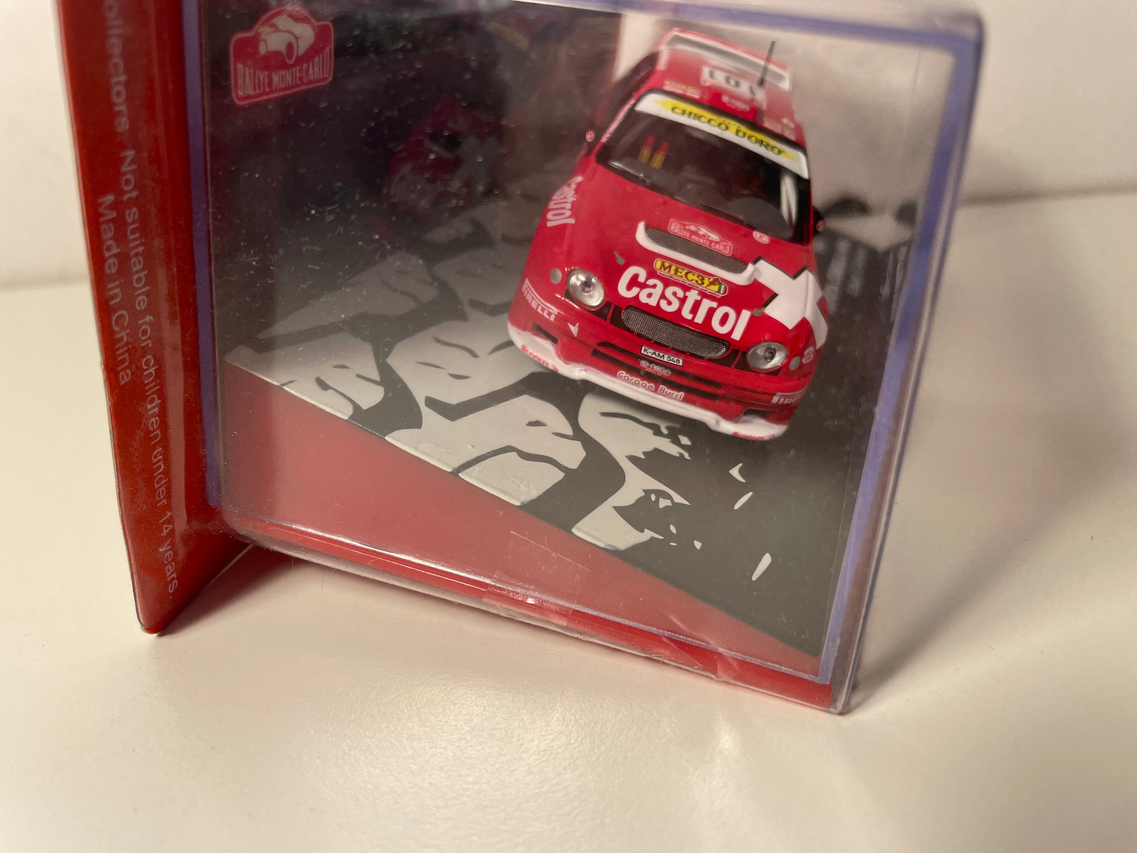 Toyota Corolla WRC rojo número 101 - rallye de Monte-Carlo de 2003