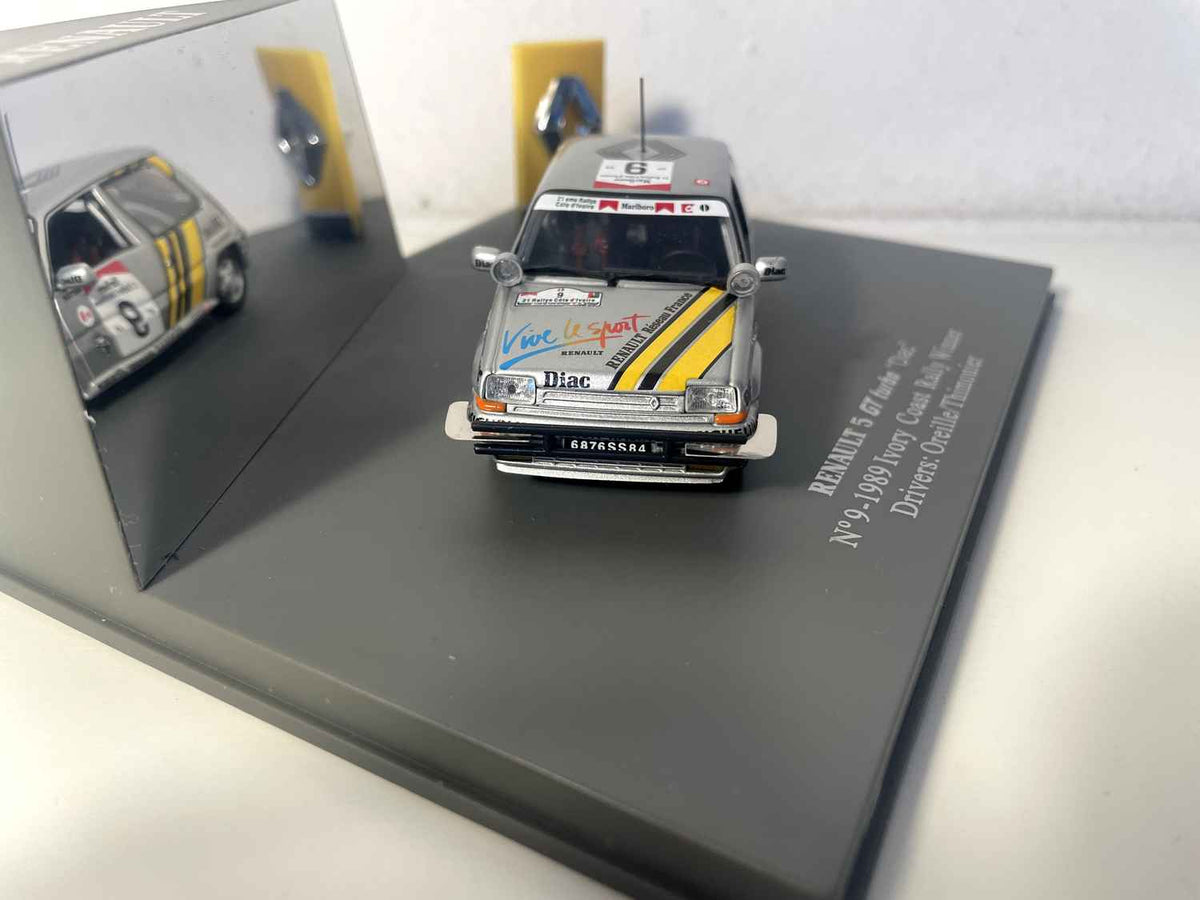 Renault 5 GT Turbo Diac grau Nummer 9 "Sieger der Côte d'Ivoire Rallye 1989 (rechteckige Box) - Universal Hobbies