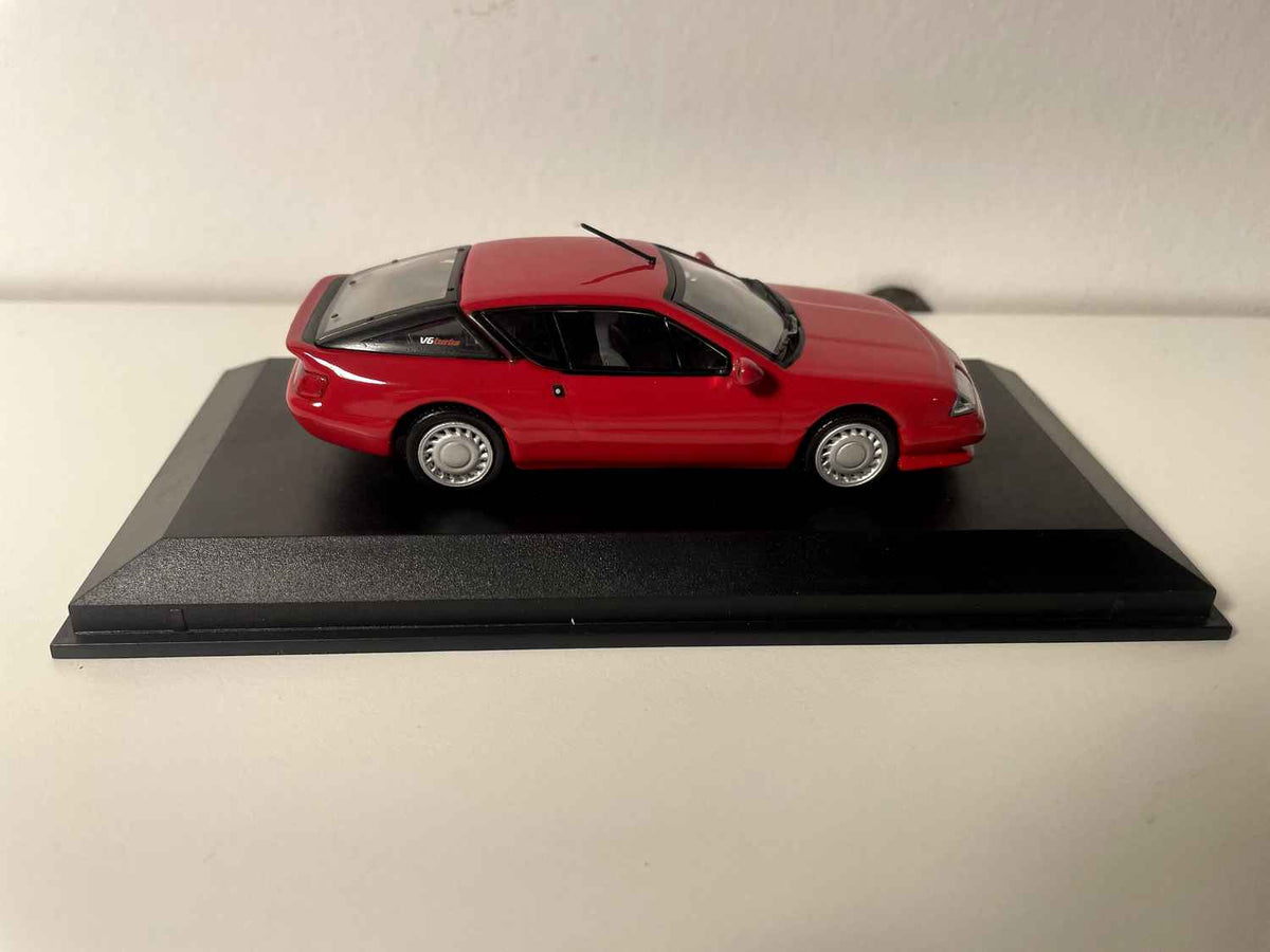Renault Alpine V6 Turbo rouge - Norev