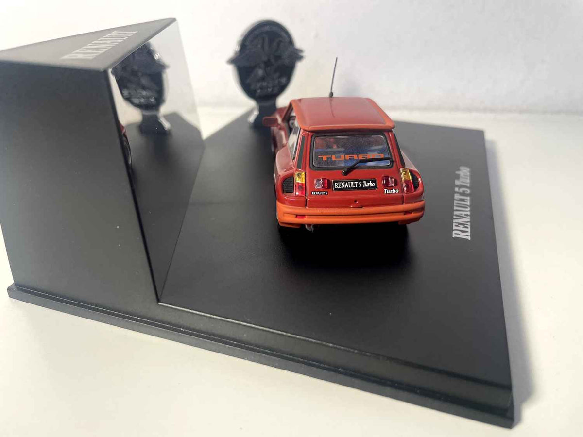 Renault 5 Turbo rouge (coffret boite rectangle) - EAGLE Collectibles par Universal Hobbies