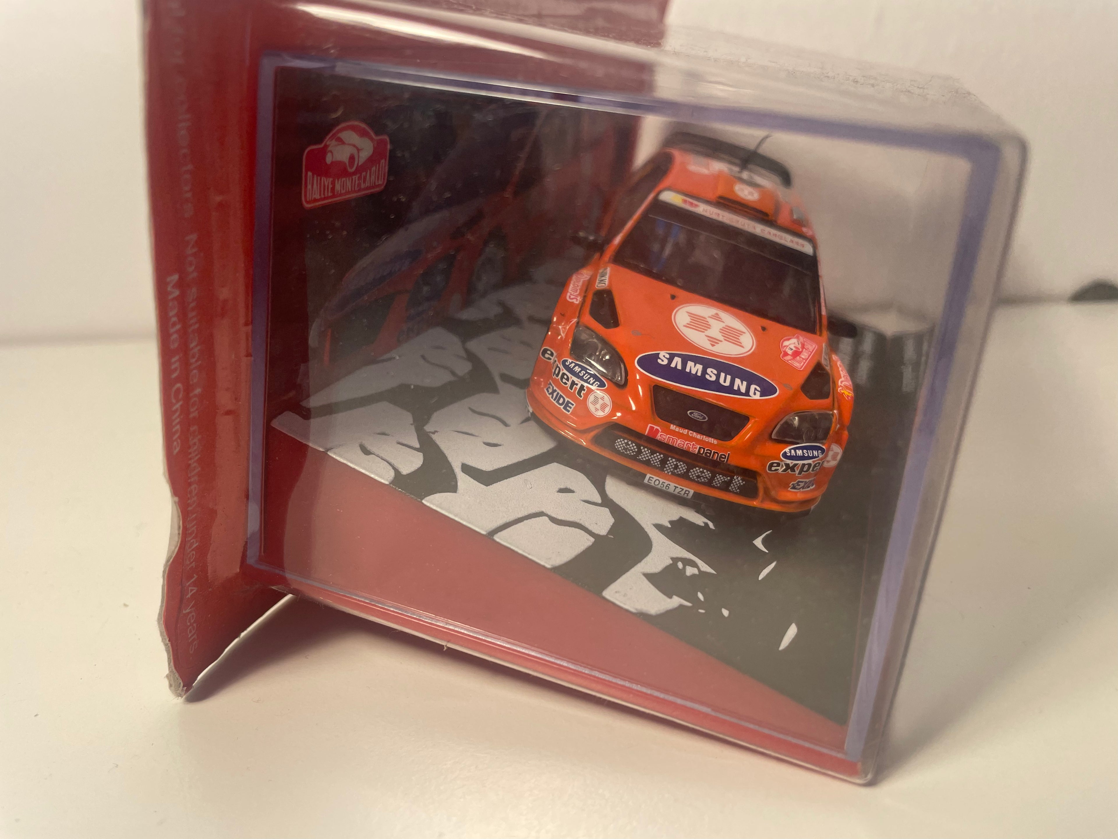 Ford Focus RS WRC 07 orange numéro 14 - rallye de Monté-Carlo de 2008