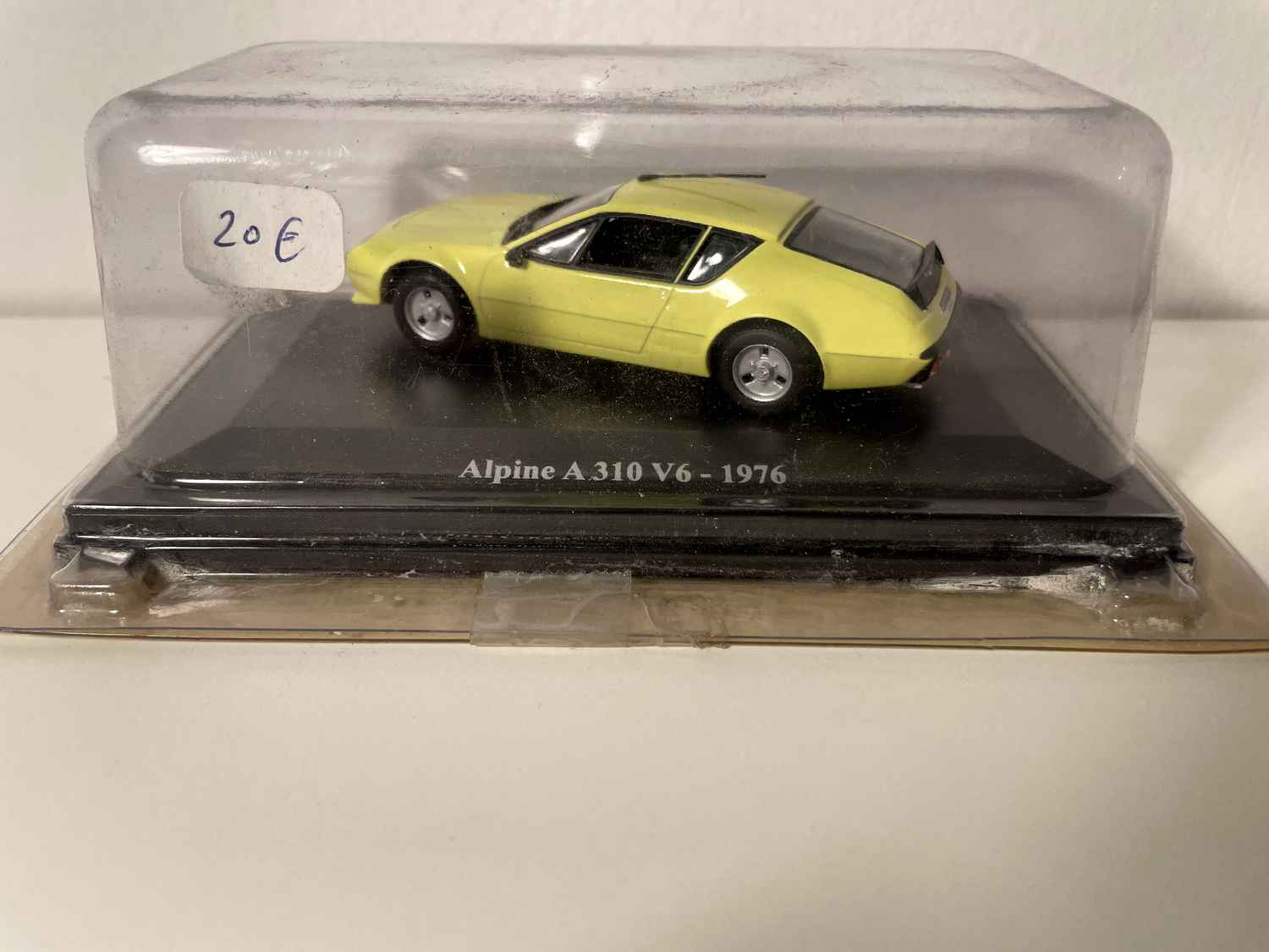 Renault Alpine A310 V6 amarillo de 1976