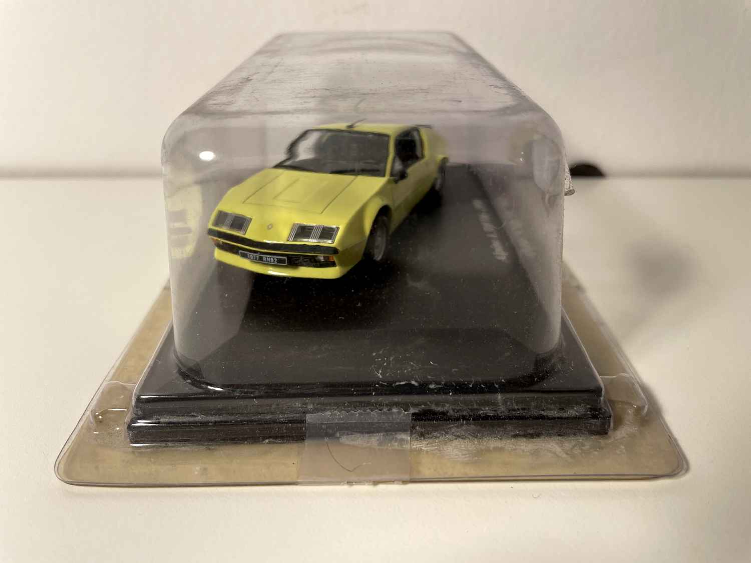 Renault Alpine A310 V6 amarillo de 1976