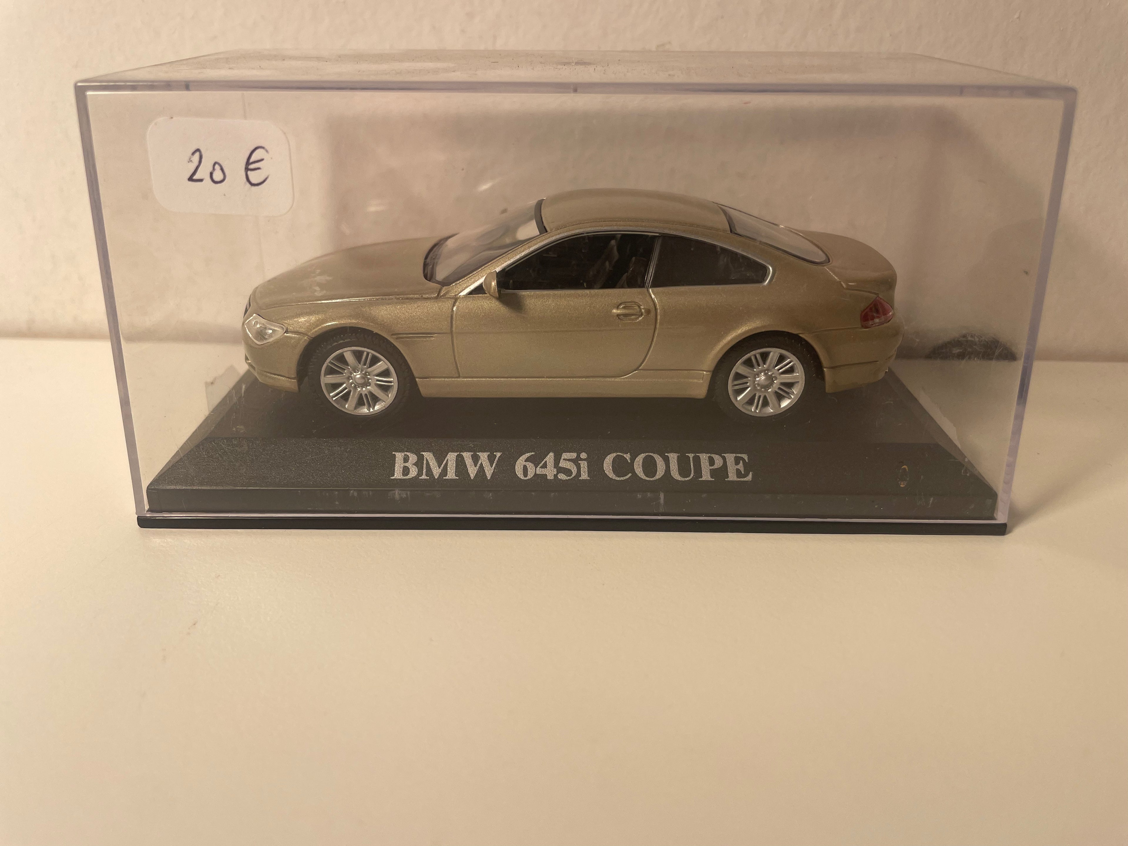 BMW 645i Coupé Braun