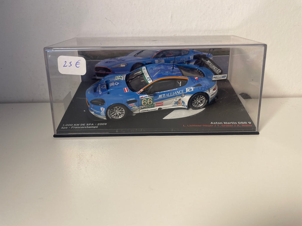 Aston Martin DBR9 bleue numéro 66 - 1000 kms de Spa de 2009 (Spa-Francorchamps)
