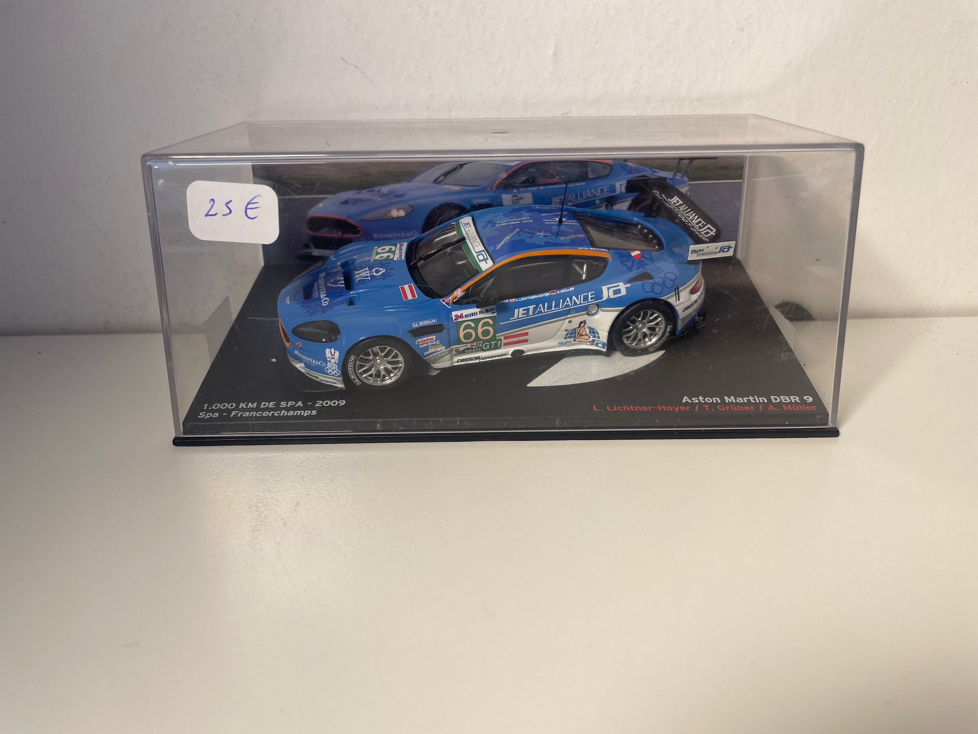 Aston Martin DBR9 bleue numéro 66 - 1000 kms de Spa de 2009 (Spa-Francorchamps)