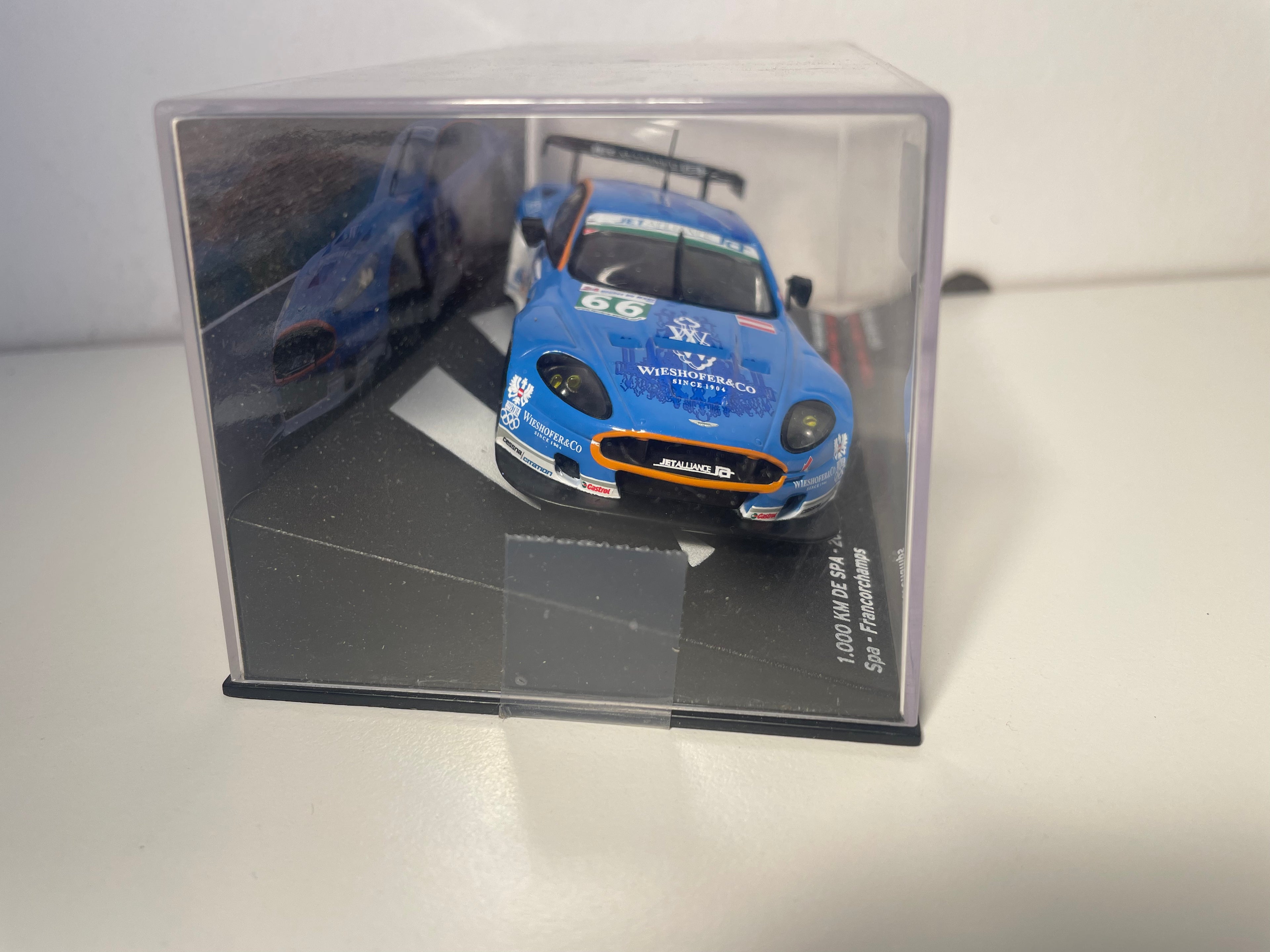 Aston Martin DBR9 bleue numéro 66 - 1000 kms de Spa de 2009 (Spa-Francorchamps)