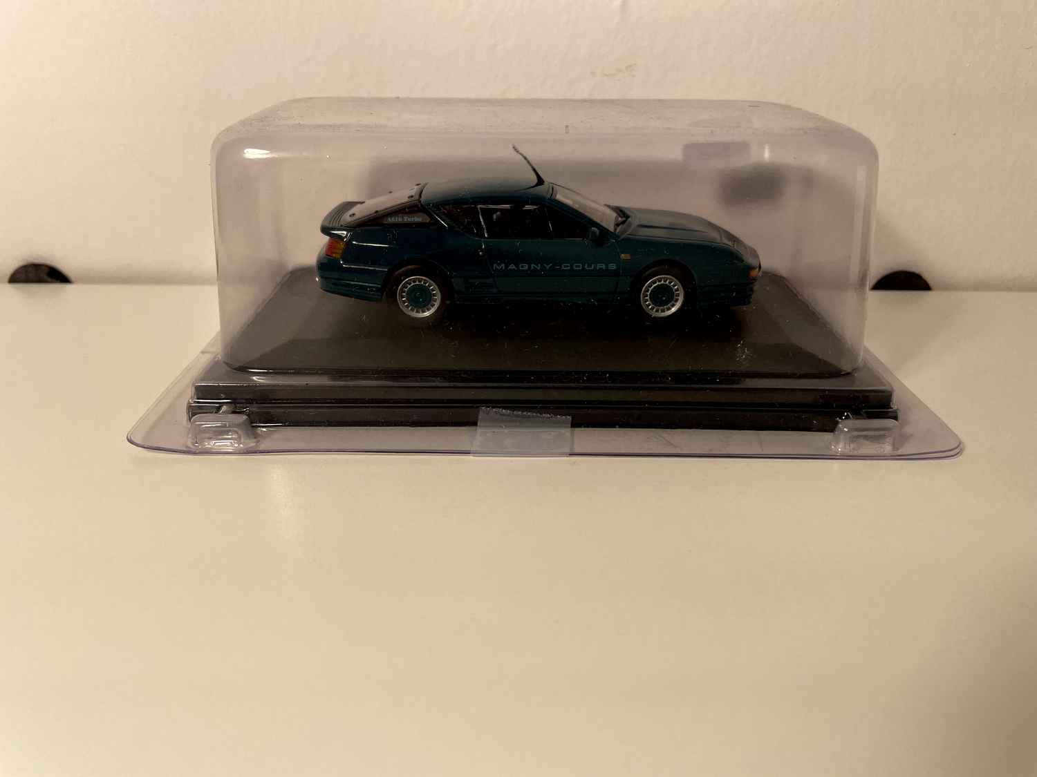 Renault Alpine A610 Magny-Cours verde oscuro de 1992