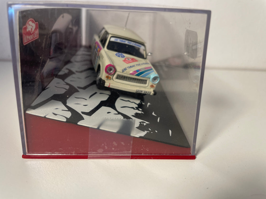 Trabant 601S bege? número 96 - rally de Monte-Carlo de 1992