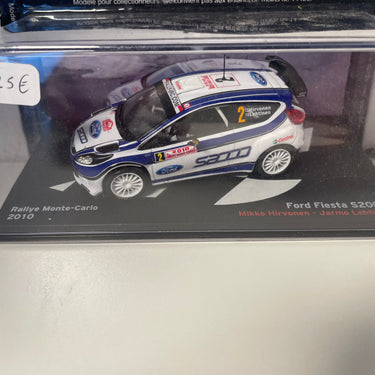 Ford Fiesta S2000 blanche et bleue numéro 2 - rallye de Monté-Carlo de 2010