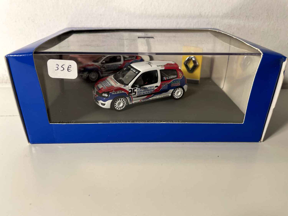 Renault Sport Clio Cup ELF blanche, bleue et rouge numéro 25 (coffret boite rectangle) - Universal Hobbies
