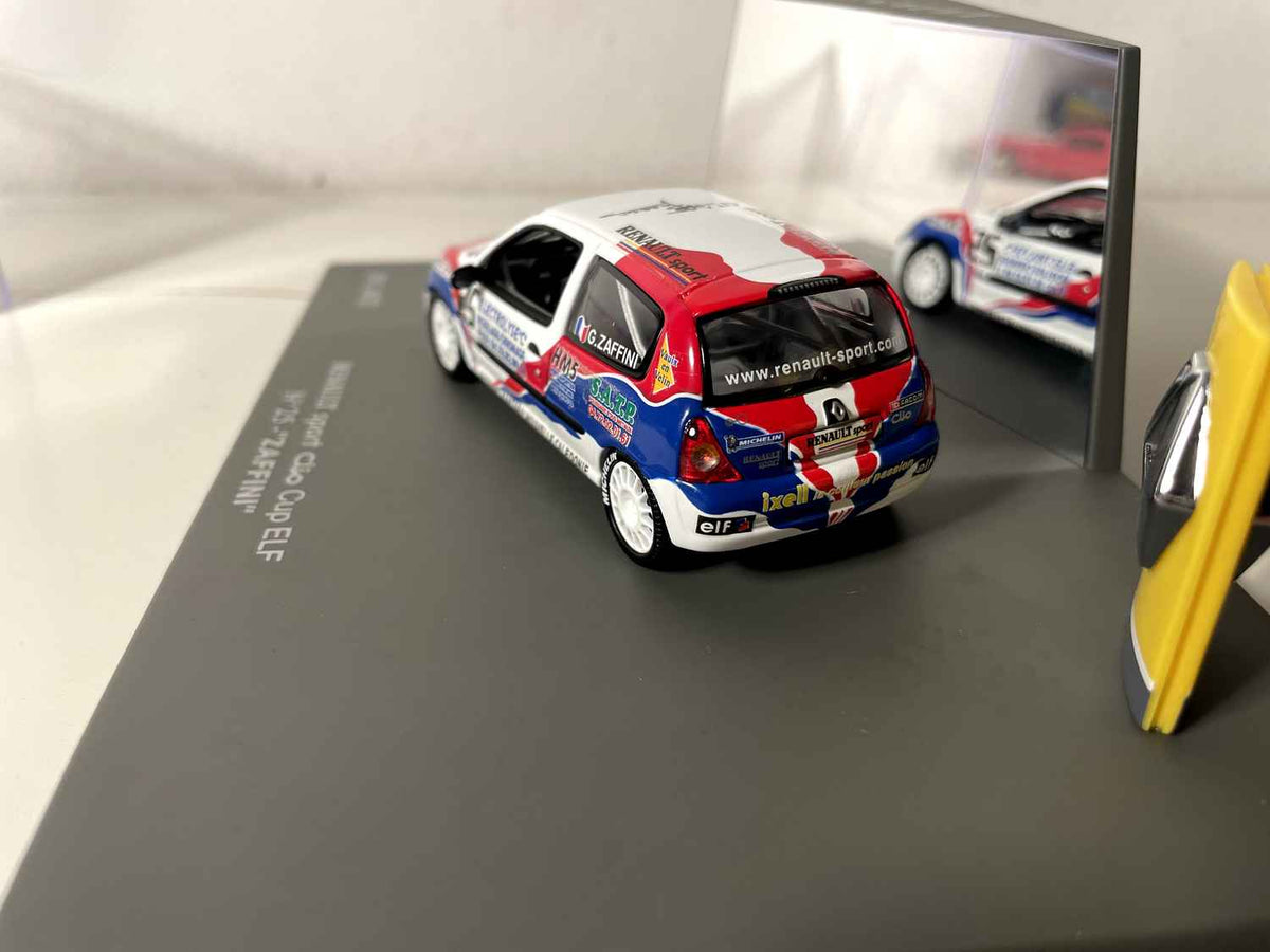 Renault Sport Clio Cup ELF blanche, bleue et rouge numéro 25 (coffret boite rectangle) - Universal Hobbies