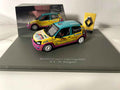 Renault Sport Clio Cup 2002 rosa, gelb und grün Nummer 4 von 2002 (rechteckiges Set) - Universal Hobbies