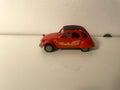 Citroën 2 CV 6 czerwony pomarańczowy z rysunkiem płomieni - Norev
