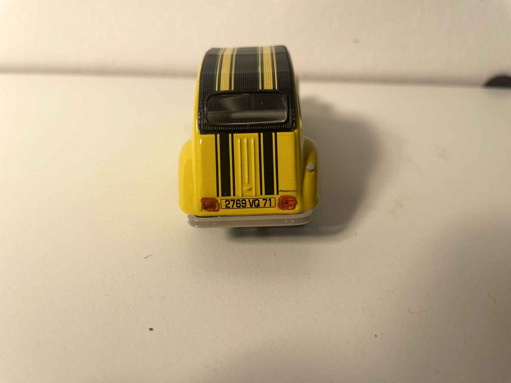 Citroën 2 CV 6 żółty w czarne paski - Norev (UWAGA: przednie światła są krzywe)