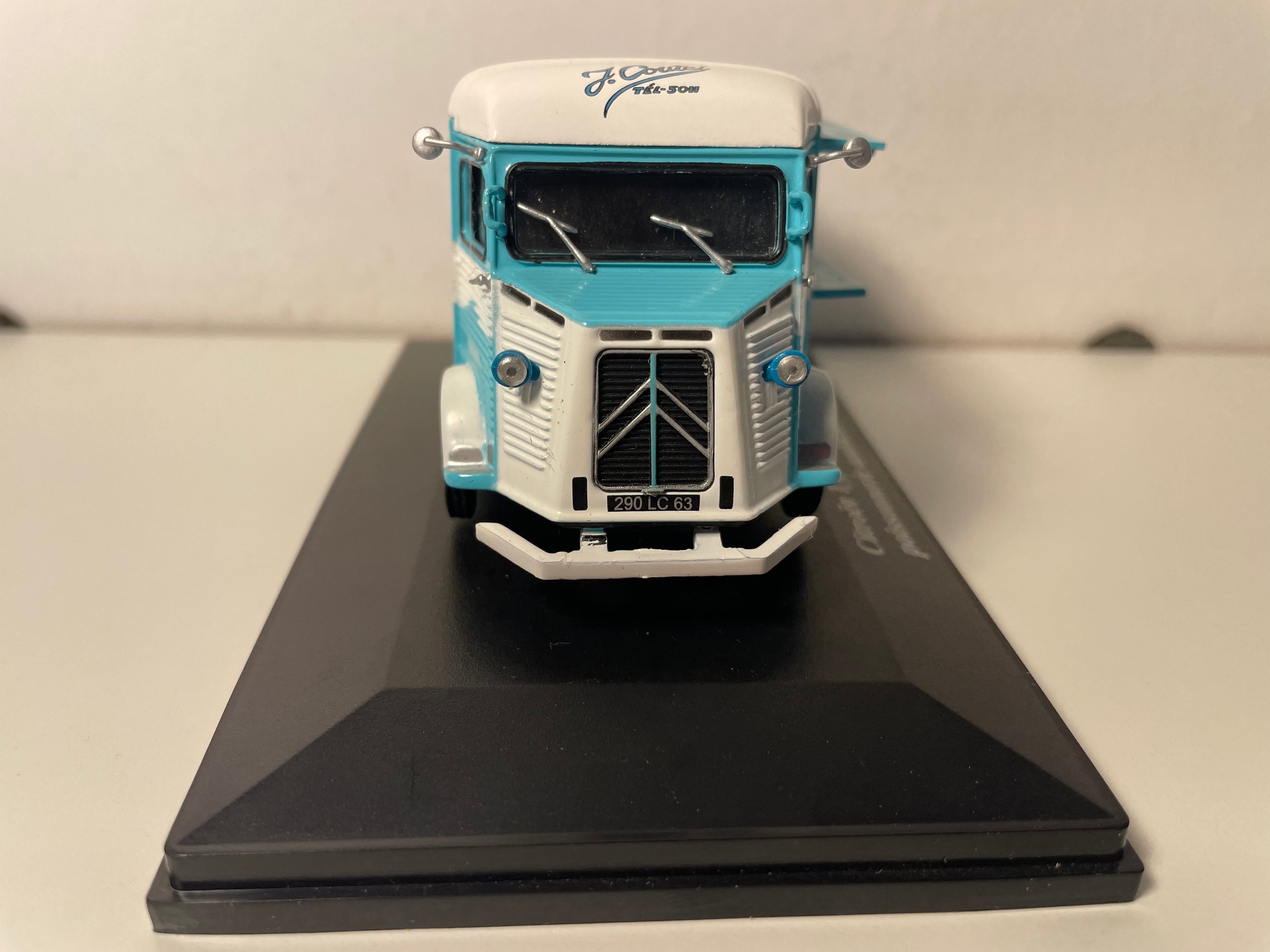 1964 Citroën Type HY72 Blue/Green and White - Mobile Fishmonger
