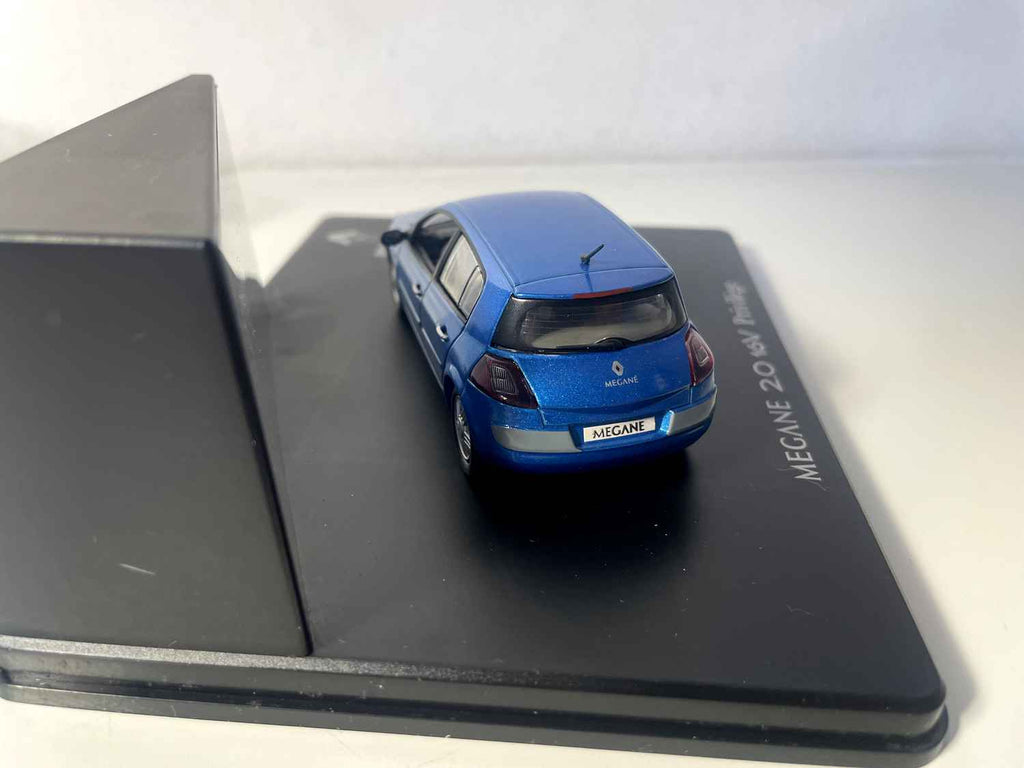 Renault Mégane 2.0 16V Privilège blo aus dem Joer 2002 (Rechthoek Box) - ELIGOR