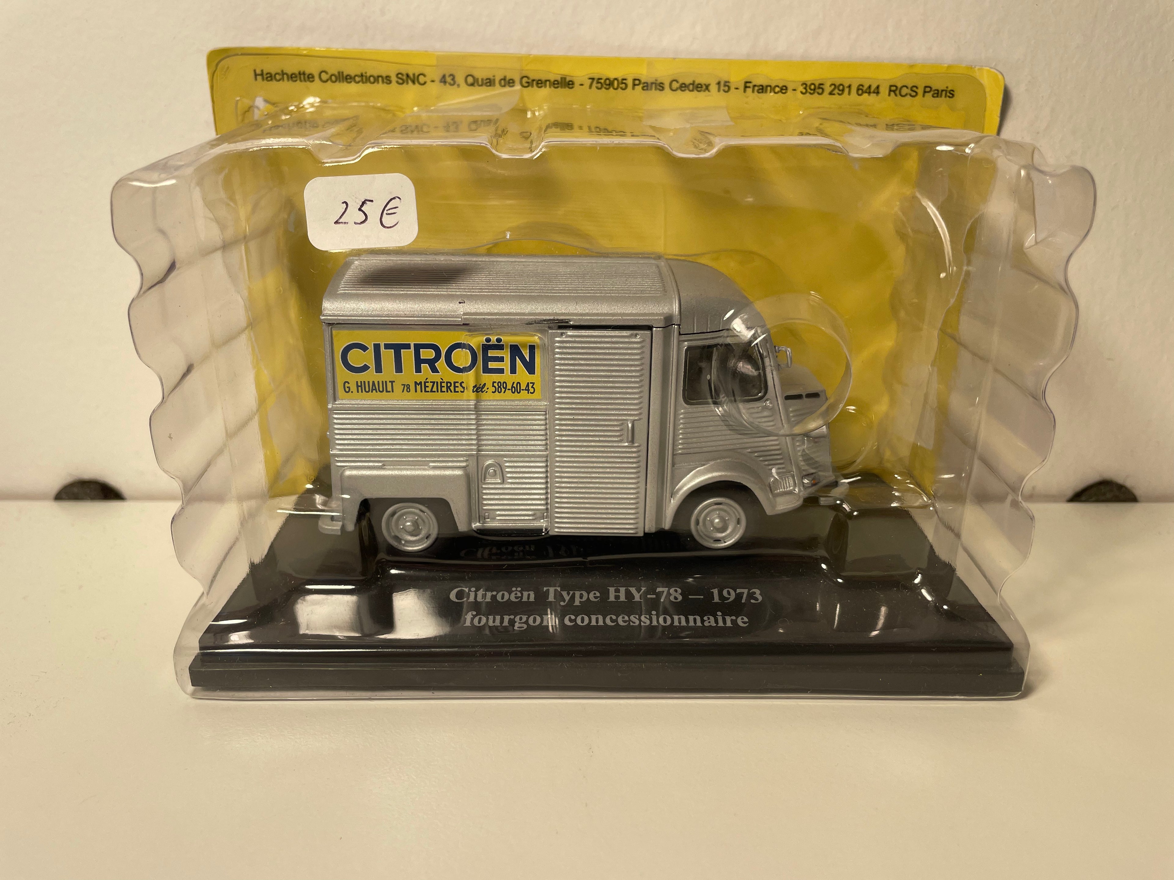 Citroën type HY-78 grey from 1973 - dealership van with Citroën logo