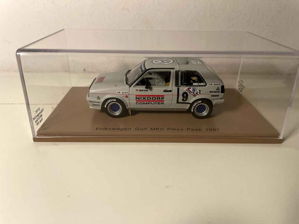 Volkswagen Golf MKII gris número 9 - Pikes Peak de 1987 - SPARK