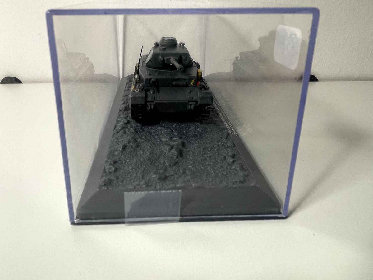 Militärfahrzeug - Pz.Kpfw.III Ausf.L (Sd.Kfz. 141/1) sch. Pz.Abt.5023 Tortolowi (UdSSR) - 1942