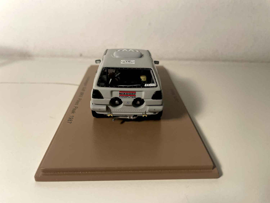 Volkswagen Golf MKII gris número 9 - Pikes Peak de 1987 - SPARK