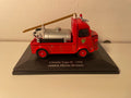 Autocisterna Citroën tipo H rossa del 1958 con avvolgitubo VIGILI DEL FUOCO