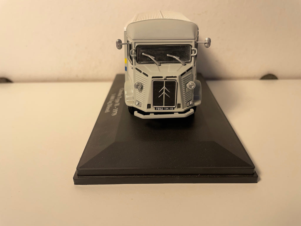 Citroën type H gris de 1979 1600 Kg Diésel - entreprise d'Electricité Lucien Padel
