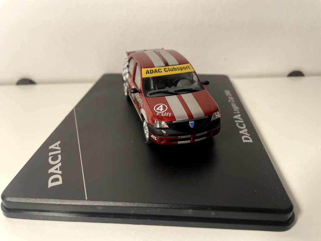Dacia Logan Cup rouge et grise de 2006 - Eligor