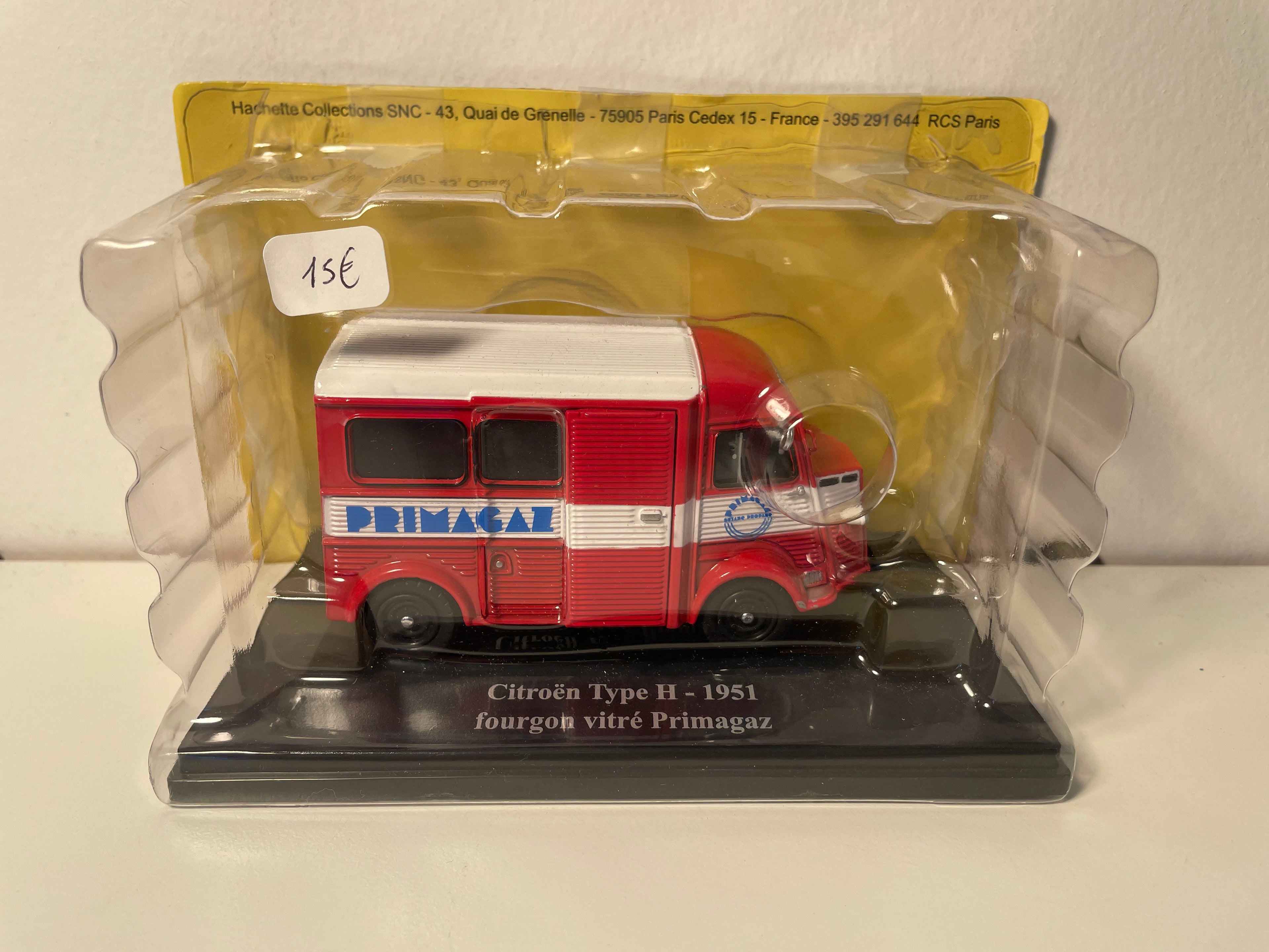 Citroën type H rood en wit PRIMAGAZ van 1951 - Primagaz Verkeersvoertuig